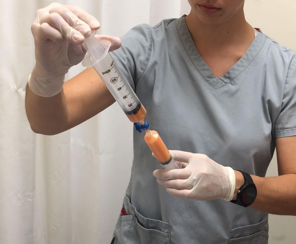 Pouch 1: Homogenization Prior to filling the centrifuge syringes, ensure proper homogenization by connecting the syringe