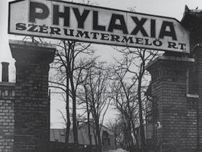 a long HISTORY of shaping the FUTURE From day one in 1912, phylaxia s mission was to provide livestock producers with pragmatic solutions to protect livestock against disease.