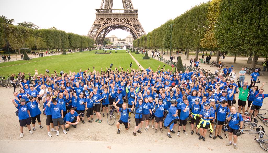 We re there to support you... every peddle of the way! 0 miles from London to Paris 25 ly ate xim pro ap is it t tha ow kn u Did yo ies burned! by bike? That s around 12,000 calor The same as eating.