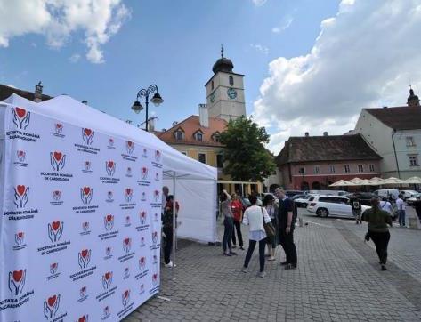 Mobile clinic" on the streets of Sibiu The manifestation included filling in anonymous questionnaires prepared by the European