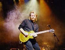 Lee Roy Parnell This child of the Lone Star State has always had one thing on his mind and that is to make music that touches everyone.