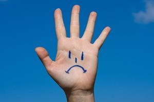 HANDLING ANGRY COMPLAINERS : 6. Empathize- express regret for the situation. e.g I am sorry for the inconvenience 7.