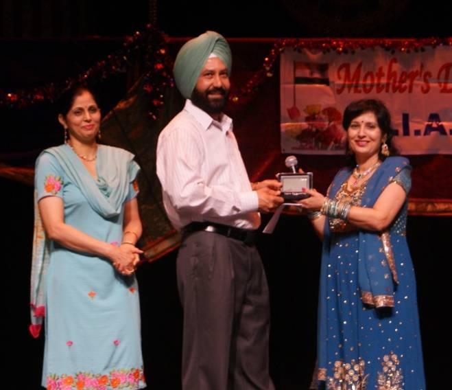 Memorial HS, special award for International Science Competition), Hitesh Mogallapu (Graduated from Memorial HS) After the student recognition, Ira Vats and Bani Gulati performed a Bollywood dance