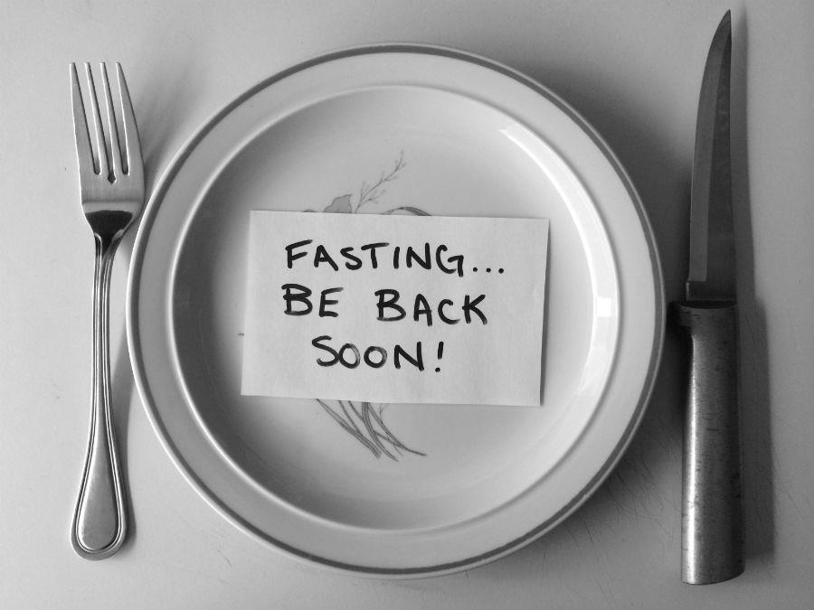 Alternate Day Fasting Eat what you like every other day Eat nothing every other day adds up to 36 hours of fasting Modified version: Up to 500