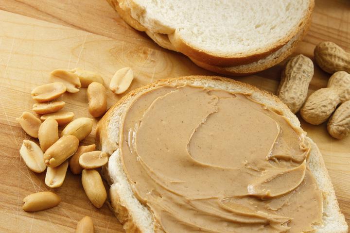 Tips Nuts, Oils, Dressings, and Spreads Goals to work on to improve the fat quality in your diet. 1. Unless you are allergic to nuts, choose nuts and nut butters often.