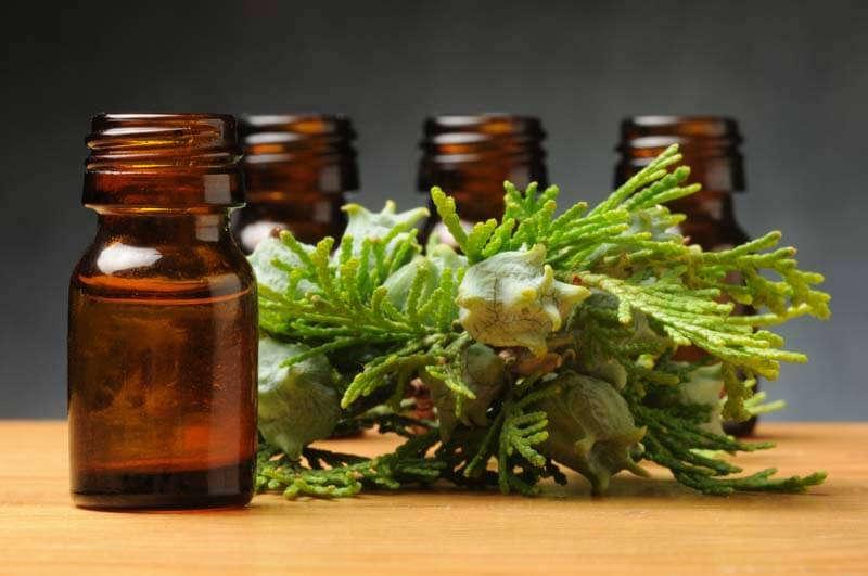 bath. 9.) Cypress Oil Cypress is a great oil for jumpstarting poor circulation and reducing fatigue, stress and tension.