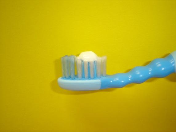 toothpaste from the tube Use a toothpaste containing no less than 1000 ppm F for children aged up to 3-years and more