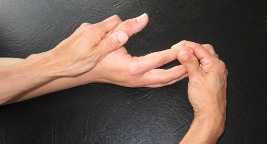 General tips: Follow the positioning advice Look at your arm and hand during exercises and stretches A carer can help encourage recovery by gently massaging your hand and fingers; you can also use
