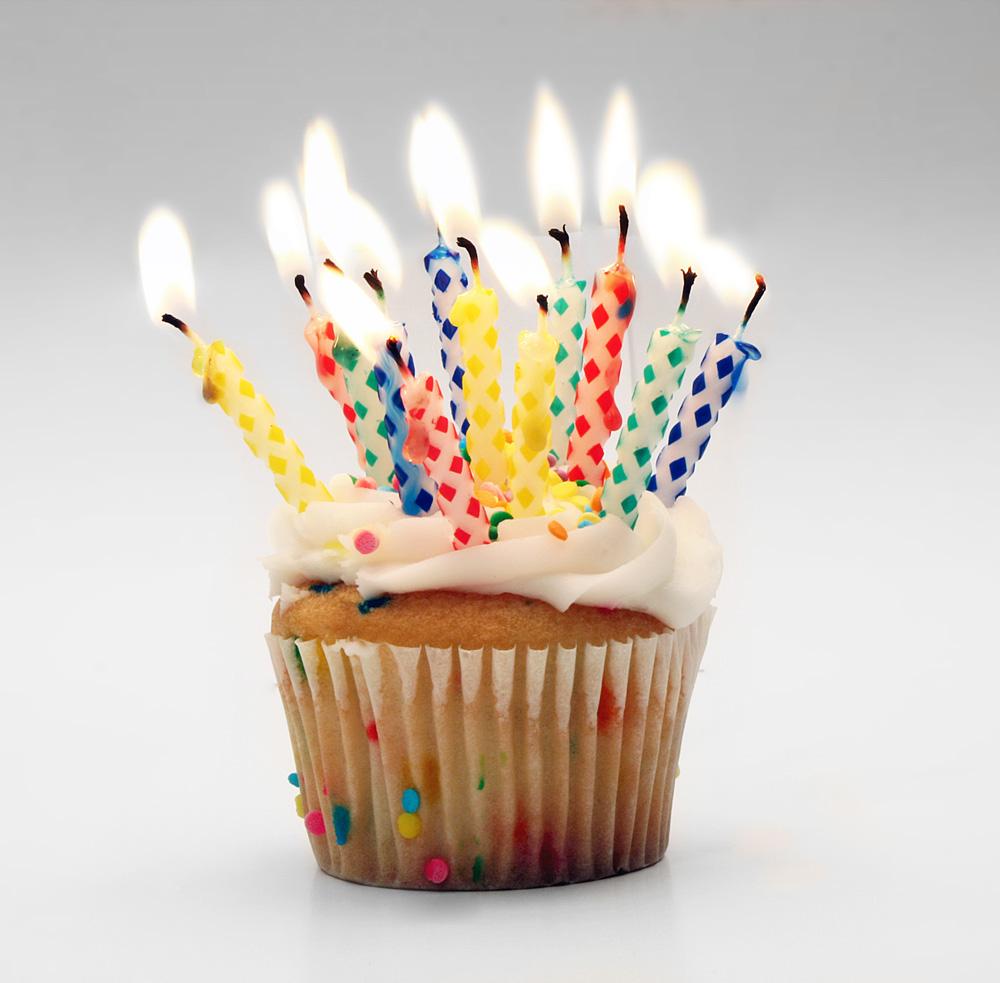 September Birthdays 9/25 Vernon W. 9/30 Doris B. October Birthdays 10/3 Eric P. We would like to wish a very happy birthday to everyone celebrating in September or October!