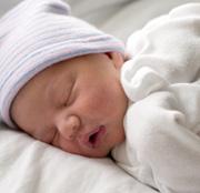 Sleep in Infants/Babies Newborns 3mo sleep 16-18 hours/24 Polyphasic sleep 50 300 minutes sleep 90 180 minutes wake 1-2 months hunger